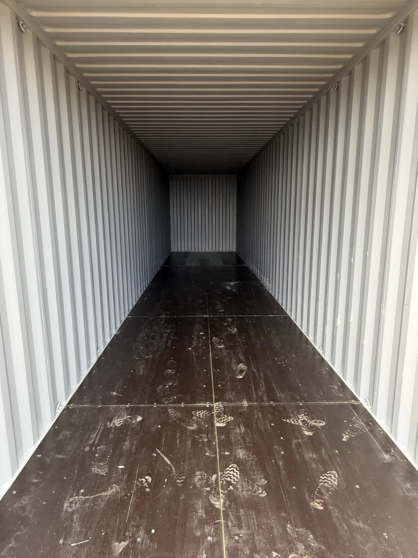 40' High Cube New One-Trip Containers photo
